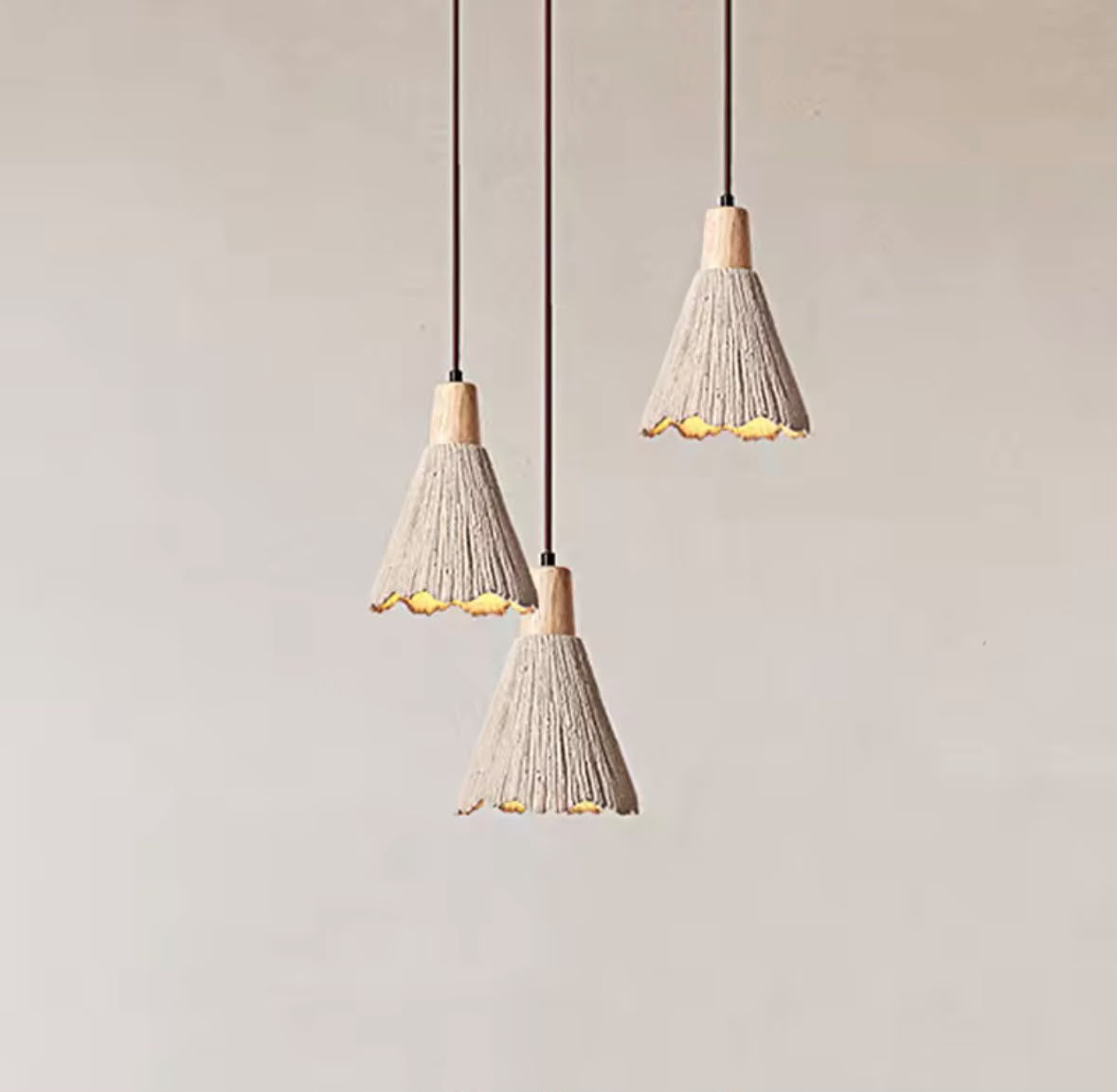 Alvernne Pendant